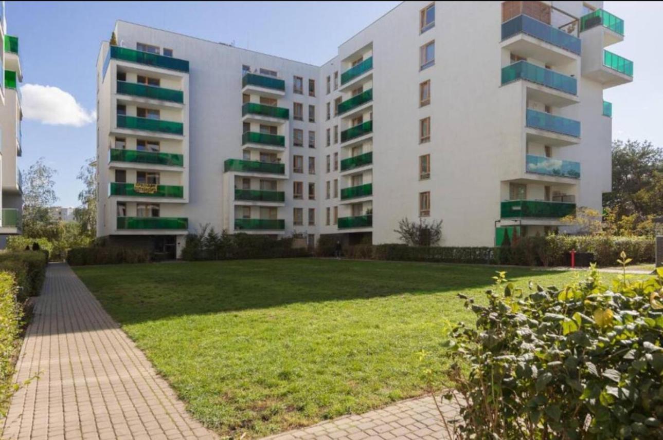Shiraz Trio Apartament Варшава Екстер'єр фото