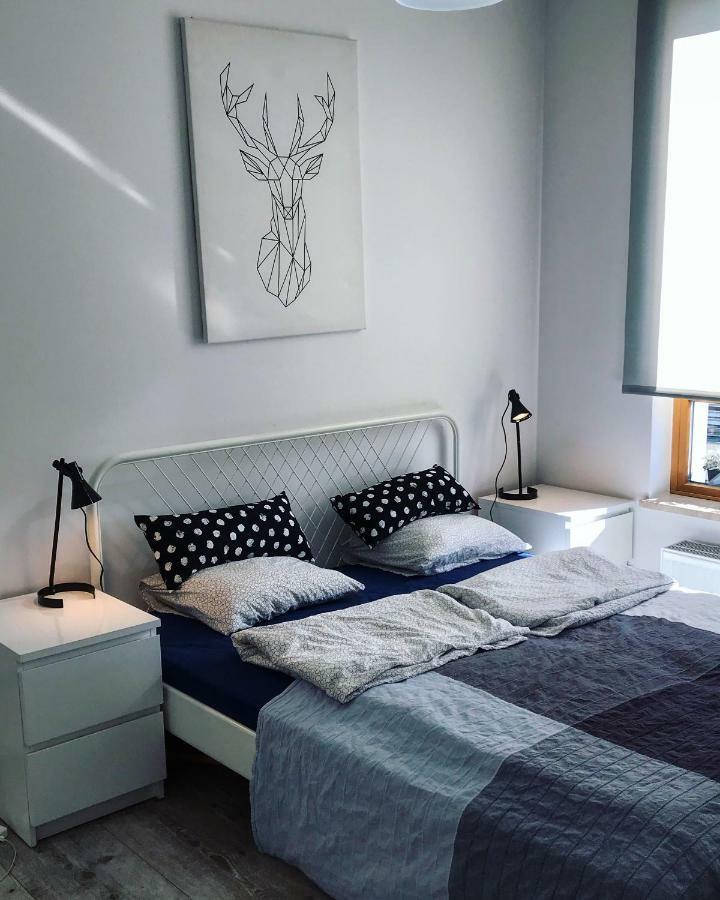 Shiraz Trio Apartament Варшава Екстер'єр фото